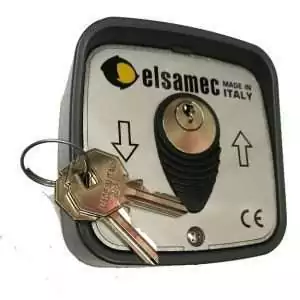ELSAMEC 1134 contacteur selecteur boitier a cles clefs montee descente pour rideau metallique letal bft nice elsamec ce af ceaf